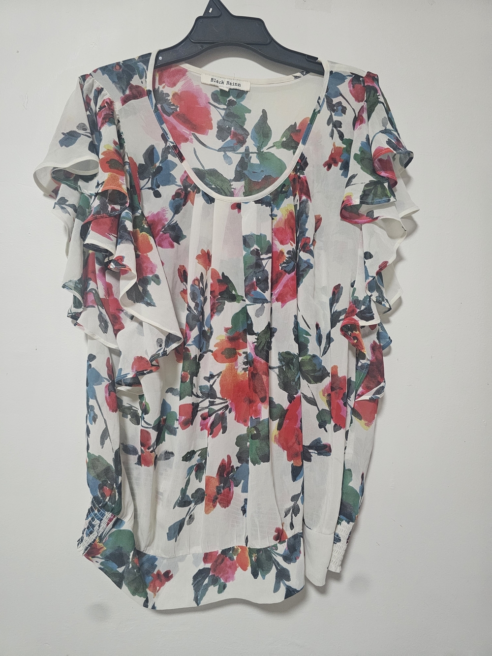 Black Rainn Floral Ruffle Sleeve Blouse – Size Large